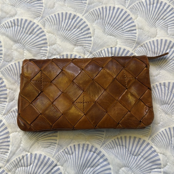 Brown Woven Leather Wallet with Zipper Closure - Picture 3 of 10
